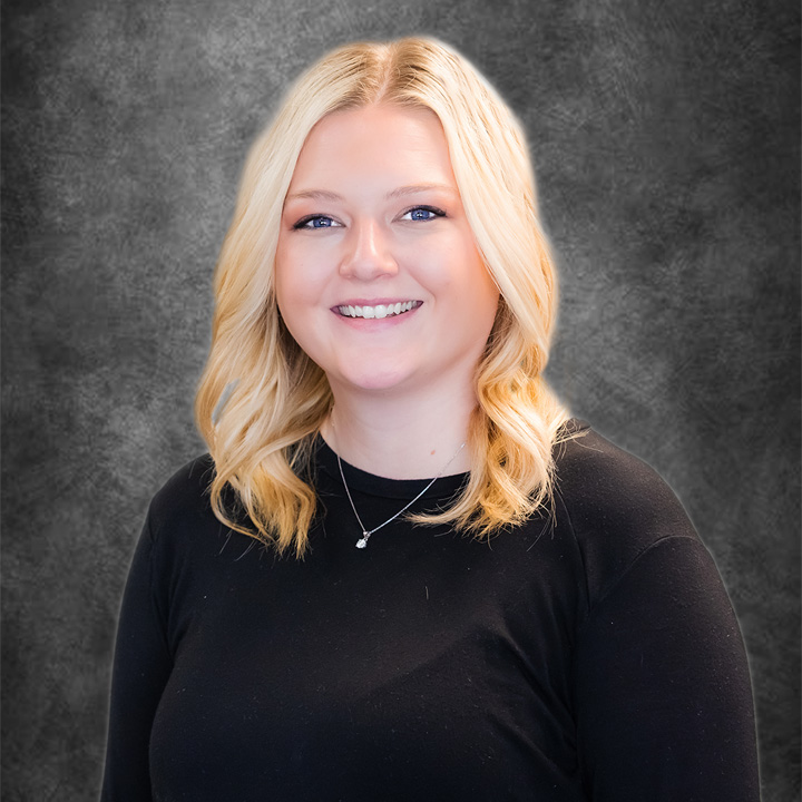 Michaela Weber, Unique Movers Administrative Assistant